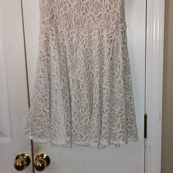 City Triangles Ivory Crochet Capped Sleeve Midi Lined Dress - Picture 5 of 7